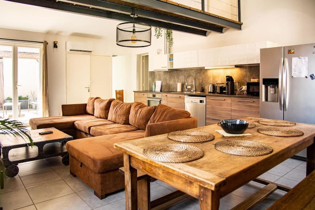 Loft Evasion - Terrasse & Garage Proche Centre Holiday home *