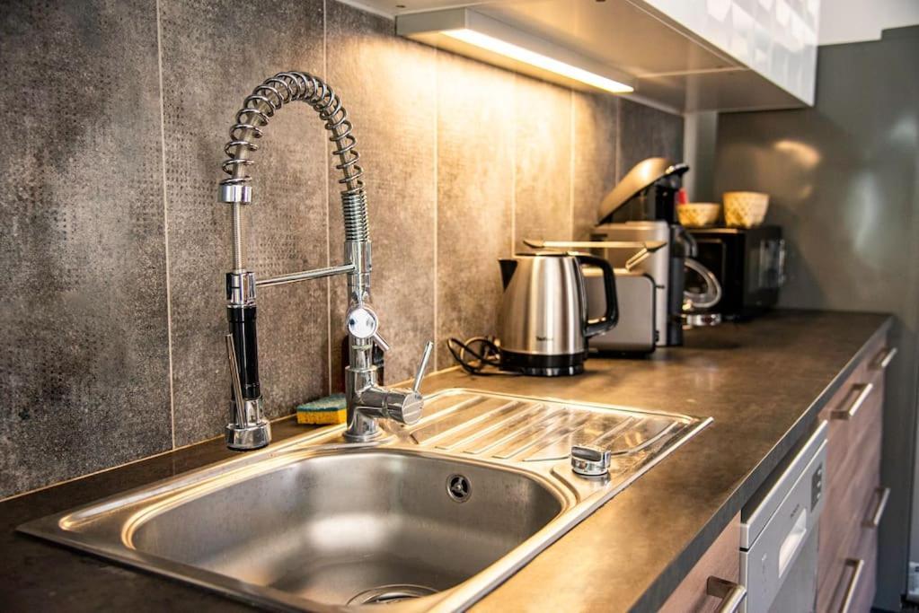 Loft Evasion - Terrasse & Garage Proche Centre Holiday home Avignon