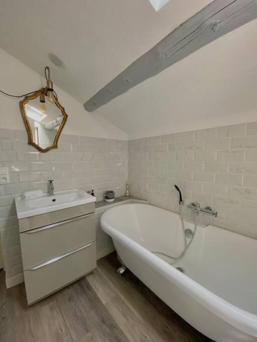 Loft Evasion - Terrasse & Garage Proche Centre
