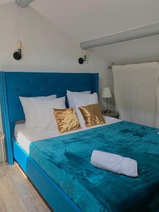 Loft Evasion - Terrasse & Garage Proche Centre Holiday home