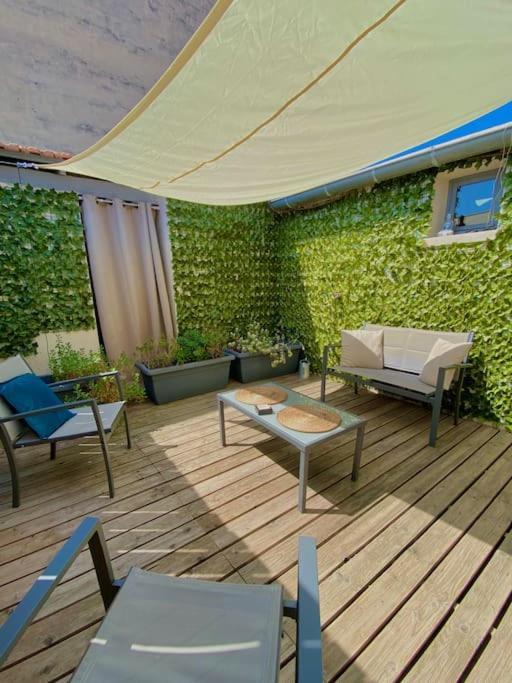 Holiday home Loft Evasion - Terrasse & Garage Proche Centre